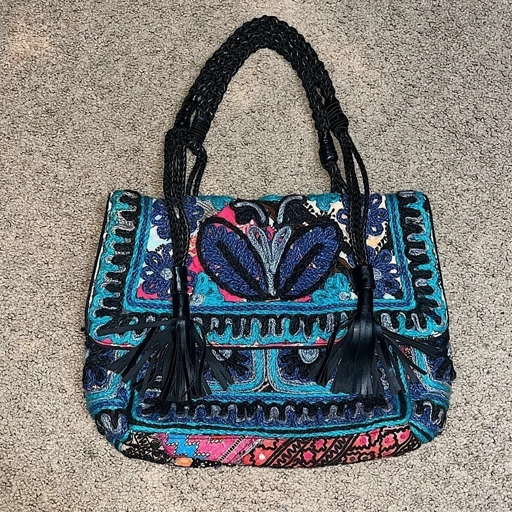 Anthropologie ibBan Dalasa Tote Boho Fringe Embroidered Patchwork Shoulder‎ Bag